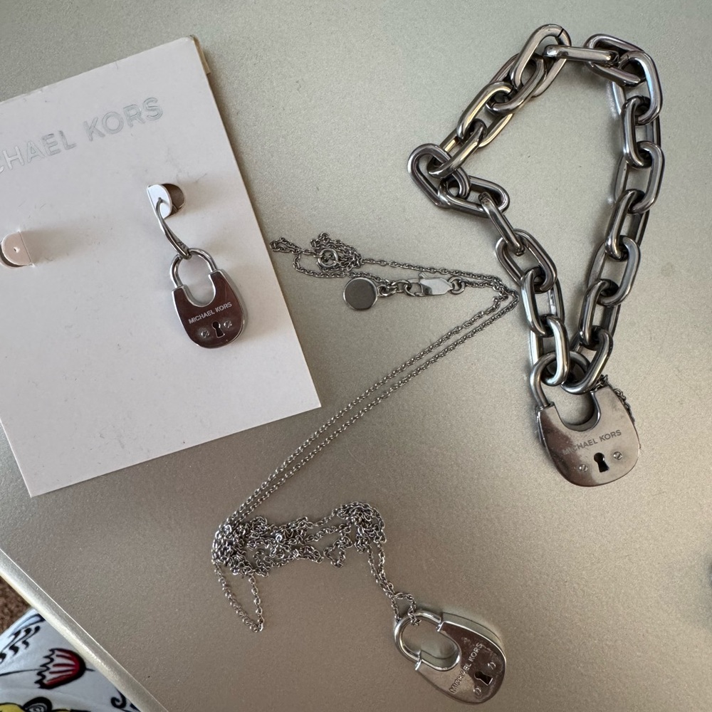 Micheal kors jewelry set